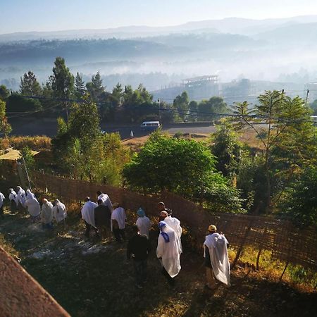 Gondar Backpackers Ostello Esterno foto