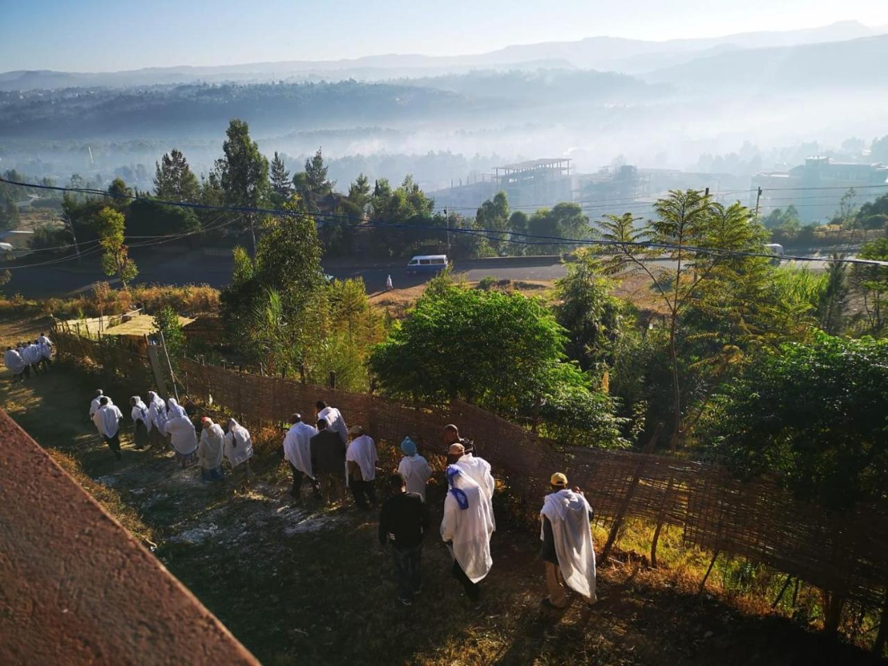 Gondar Backpackers Ostello Esterno foto