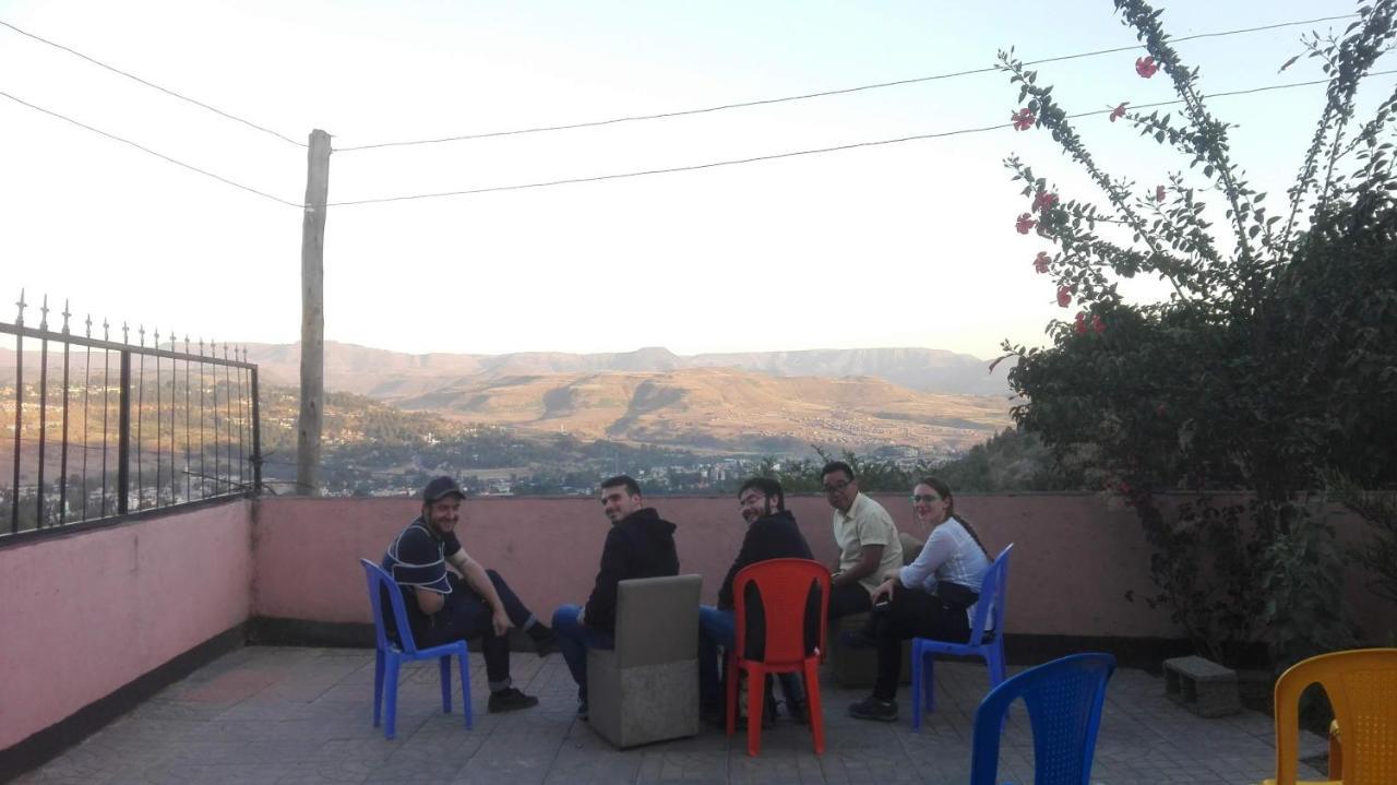 Gondar Backpackers Ostello Esterno foto