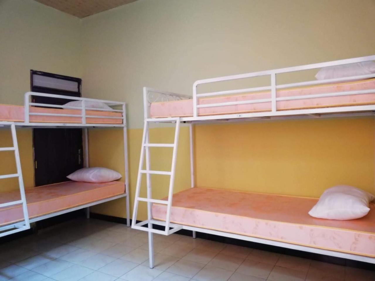 Gondar Backpackers Ostello Esterno foto